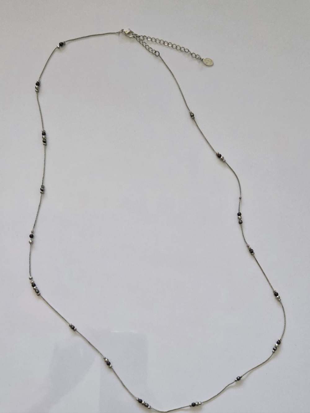 Dainty Vintage Liz Claiborne Necklace - Silver -  Beaded - Adjustable